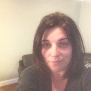 Meet your Posher, Deborah